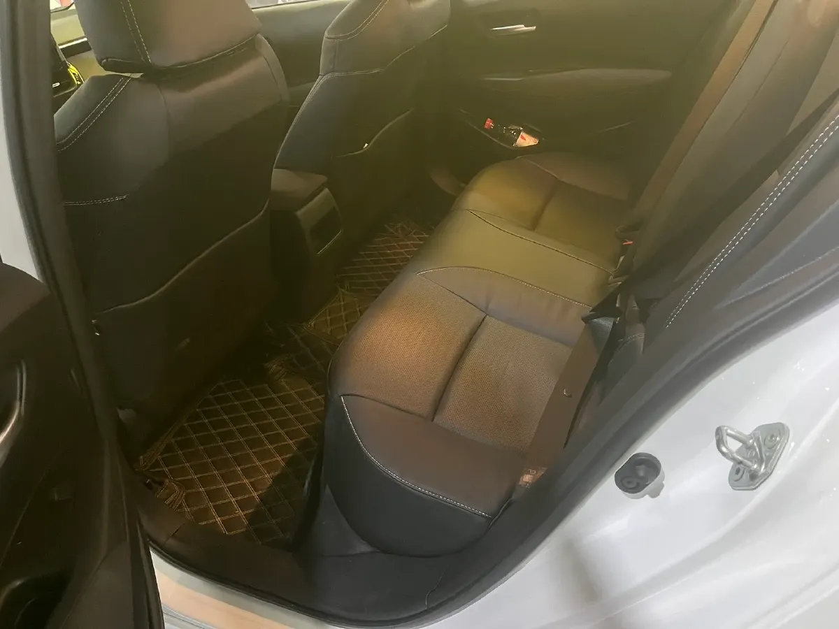 2021 Toyota Corolla 1.2T 116HP L4 CVT,autocango,china used car exporter,china ev exporter,chinese used car exporter,chinese used ev exporter