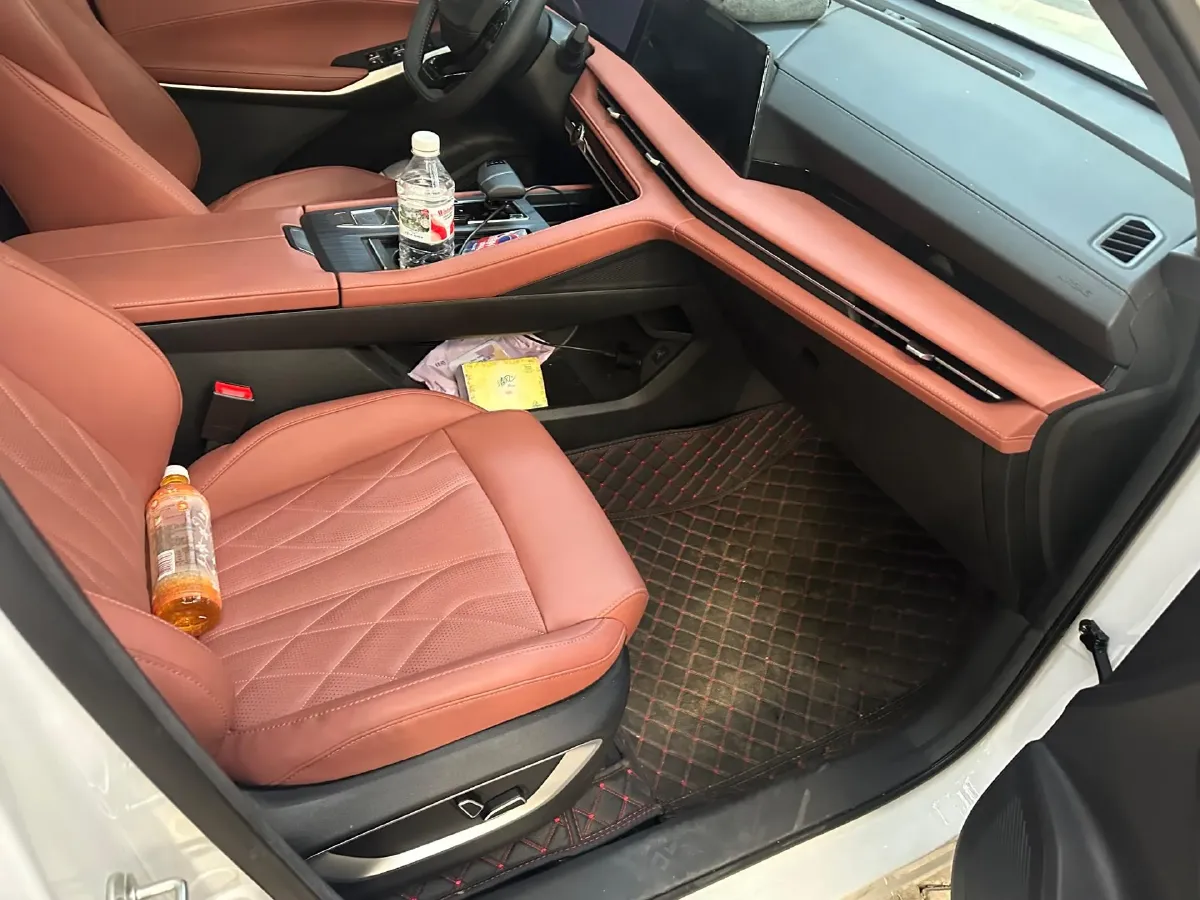 2024 ChangAn CS75 Plus 1.5T 188HP L4 8AT,autocango,china used car exporter,china ev exporter,chinese used car exporter,chinese used ev exporter