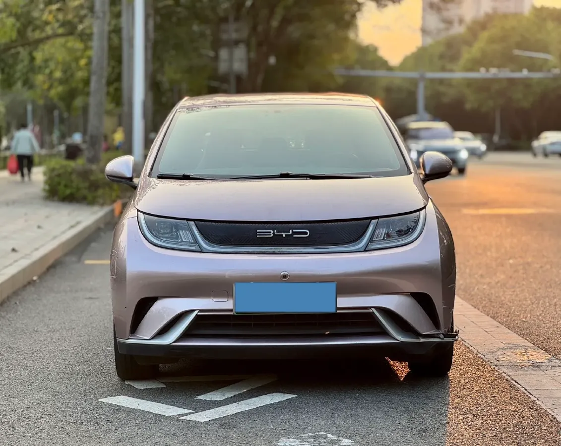 2021 Ford Escort 1.5L 122HP L3 6AT,autocango,china used car exporter,china ev exporter,chinese used car exporter,chinese used ev exporter