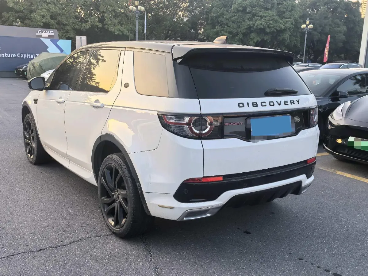 2019 Land Rover Discovery Sport 2.0T 241HP L4 9AT,autocango,china used car exporter,china ev exporter,chinese used car exporter,chinese used ev exporter