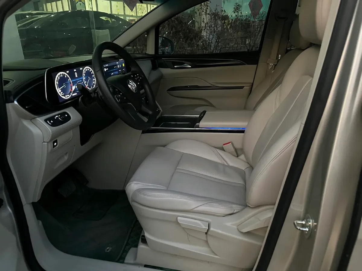 2021 Buick GL8 2.0T 237HP L4 9AT,autocango,china used car exporter,china ev exporter,chinese used car exporter,chinese used ev exporter