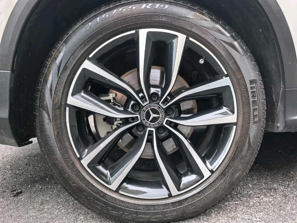 2021 Mercedes-Benz GLC Class 2.0T 258HP L4 9AT,autocango,china used car exporter,china ev exporter,chinese used car exporter,chinese used ev exporter