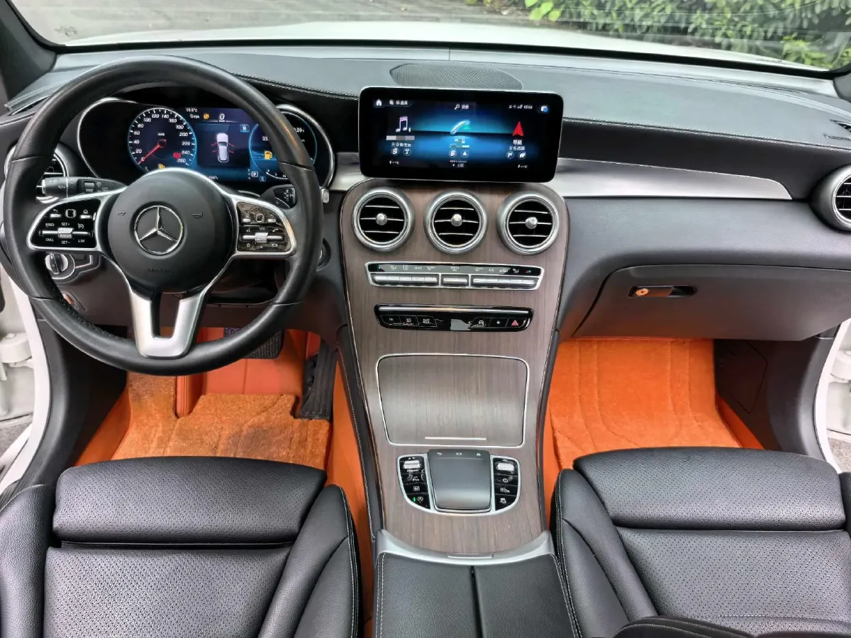 2021 Mercedes-Benz GLC Class 2.0T 258HP L4 9AT,autocango,china used car exporter,china ev exporter,chinese used car exporter,chinese used ev exporter
