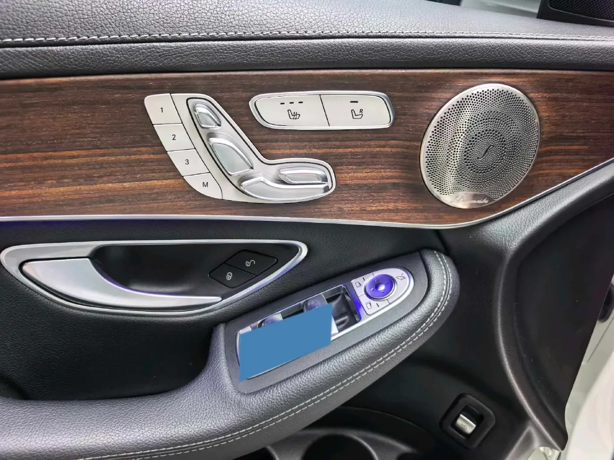 2021 Mercedes-Benz GLC Class 2.0T 258HP L4 9AT,autocango,china used car exporter,china ev exporter,chinese used car exporter,chinese used ev exporter