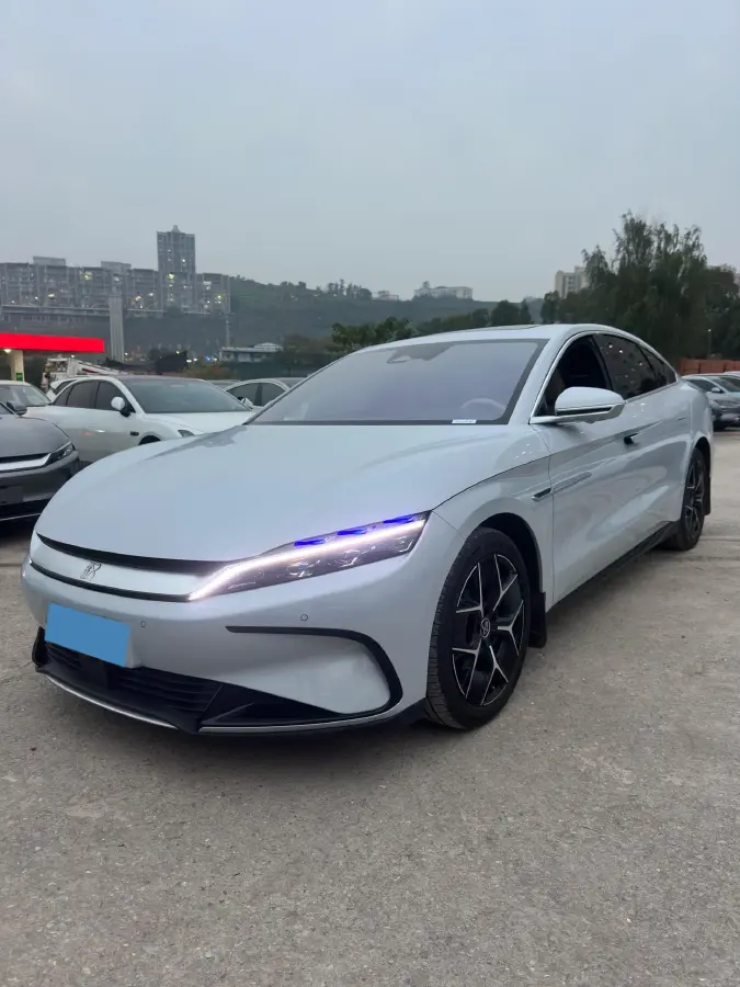 2024 BYD Han BEV 72KWH