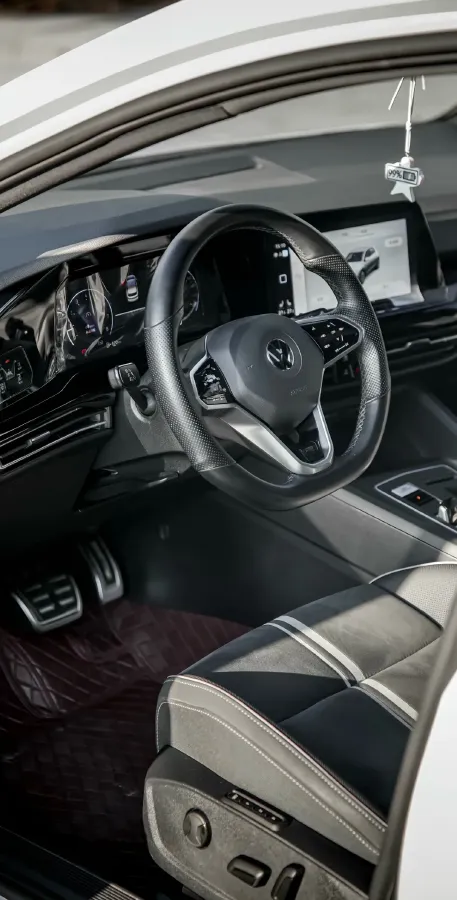 2023 Li L8 Range Extended 154HP REEV 40.9KWH,autocango,china used car exporter,china ev exporter,chinese used car exporter,chinese used ev exporter