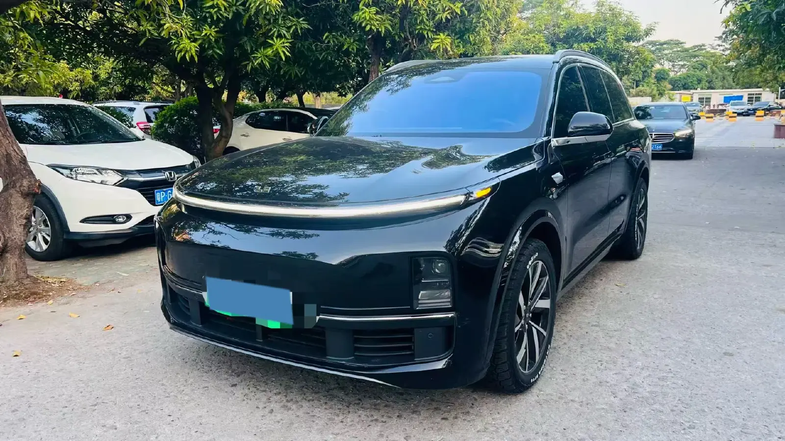 2023 Li L8 Range Extended 154HP REEV 40.9KWH