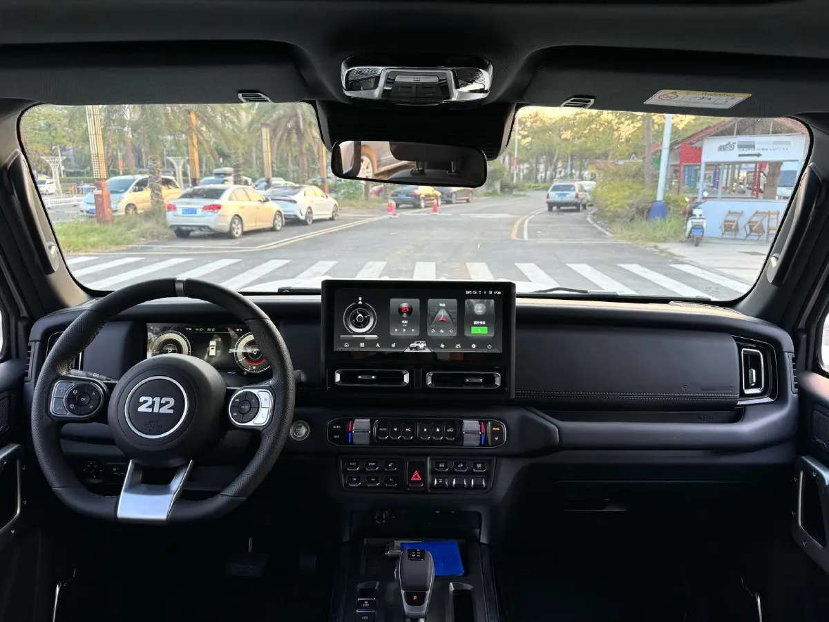 2024 212 212 T01 2.0T 252HP L4 8AT,autocango,china used car exporter,china ev exporter,chinese used car exporter,chinese used ev exporter