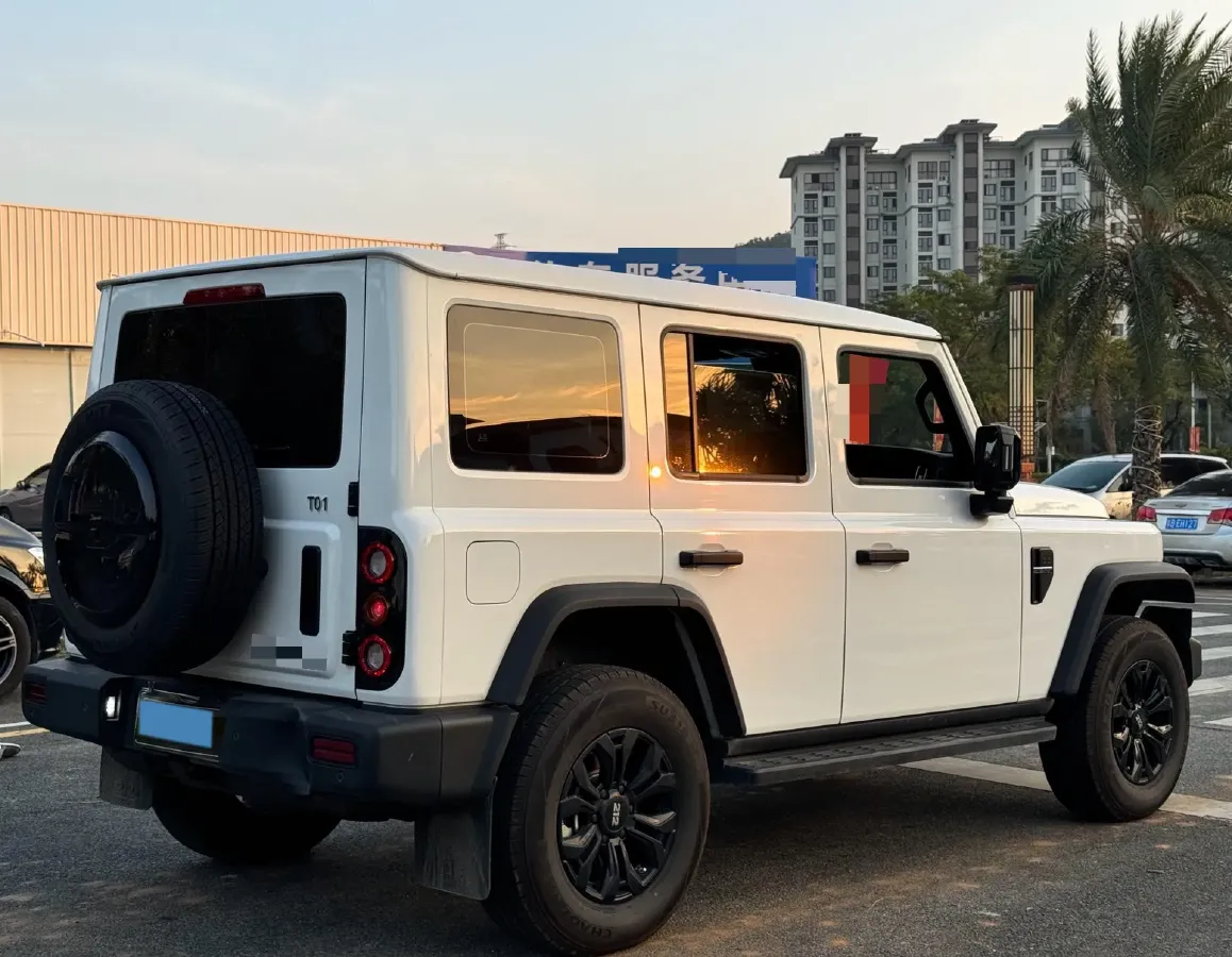 2024 212 212 T01 2.0T 252HP L4 8AT,autocango,china used car exporter,china ev exporter,chinese used car exporter,chinese used ev exporter