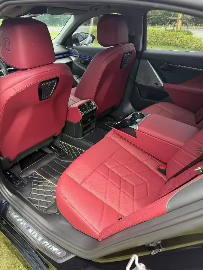 2024 BMW 5 Series 2.0T 258HP L4 8AT,autocango,china used car exporter,china ev exporter,chinese used car exporter,chinese used ev exporter