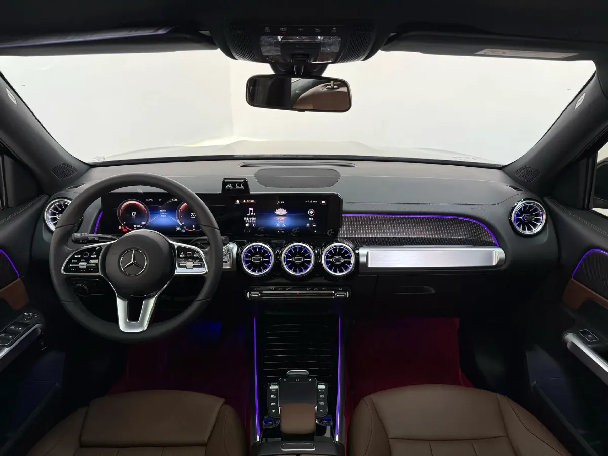 2022 Mercedes-Benz GLB Class 2.0T 190HP L4 8DCT,autocango,china used car exporter,china ev exporter,chinese used car exporter,chinese used ev exporter