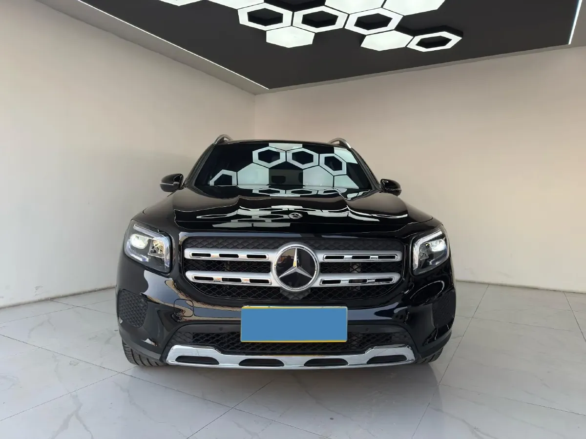 2022 Mercedes-Benz GLB Class 2.0T 190HP L4 8DCT,autocango,china used car exporter,china ev exporter,chinese used car exporter,chinese used ev exporter