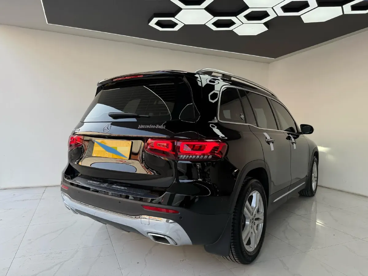 2022 Mercedes-Benz GLB Class 2.0T 190HP L4 8DCT,autocango,china used car exporter,china ev exporter,chinese used car exporter,chinese used ev exporter