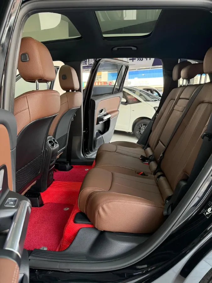 2022 Mercedes-Benz GLB Class 2.0T 190HP L4 8DCT,autocango,china used car exporter,china ev exporter,chinese used car exporter,chinese used ev exporter