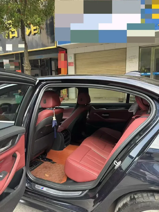 2022 BMW 5 Series 2.0T 184HP L4 8AT,autocango,china used car exporter,china ev exporter,chinese used car exporter,chinese used ev exporter