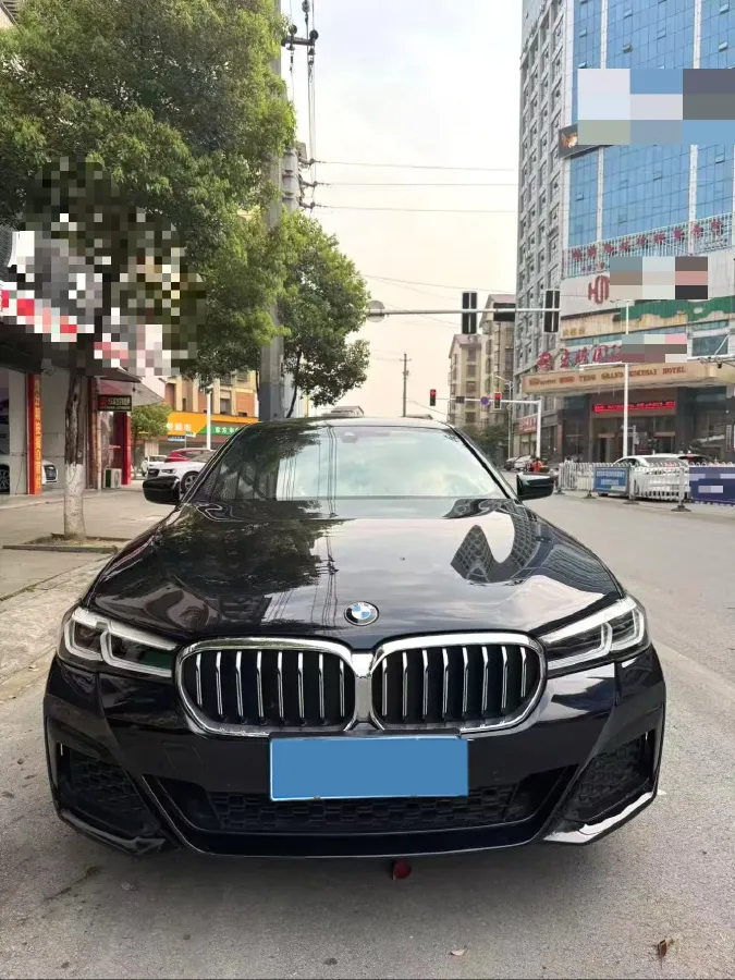 2022 BMW 5 Series 2.0T 184HP L4 8AT,autocango,china used car exporter,china ev exporter,chinese used car exporter,chinese used ev exporter