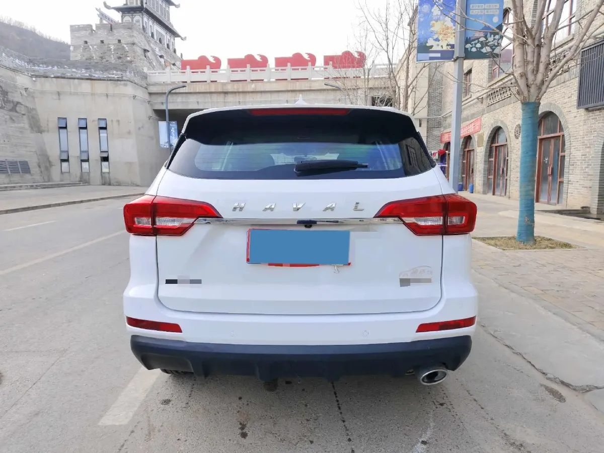 2019 Haval M6 1.5T 150HP L4 6MT,autocango,china used car exporter,china ev exporter,chinese used car exporter,chinese used ev exporter