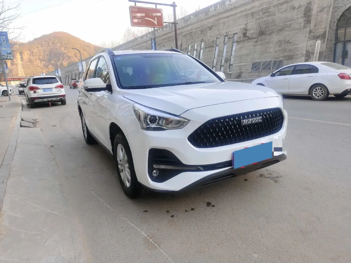2019 Haval M6 1.5T 150HP L4 6MT,autocango,china used car exporter,china ev exporter,chinese used car exporter,chinese used ev exporter