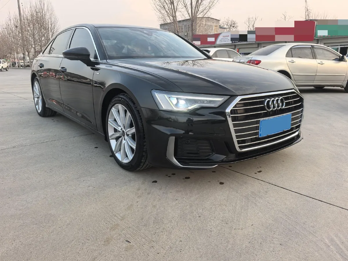 2022 Audi A6L 2.0T 224HP L4 7DCT,autocango,china used car exporter,china ev exporter,chinese used car exporter,chinese used ev exporter