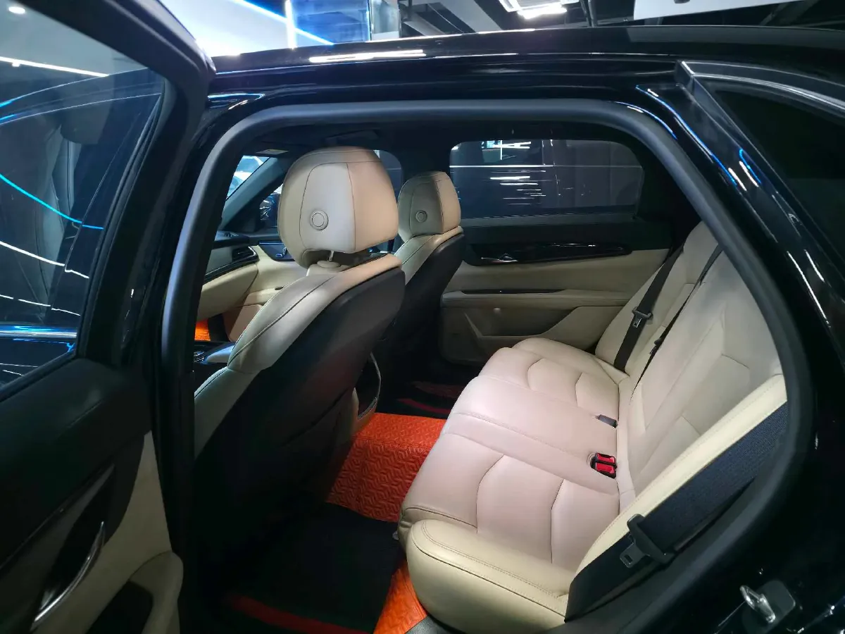 2020 Cadillac CT6 2.0T 241HP L4 10AT,autocango,china used car exporter,china ev exporter,chinese used car exporter,chinese used ev exporter