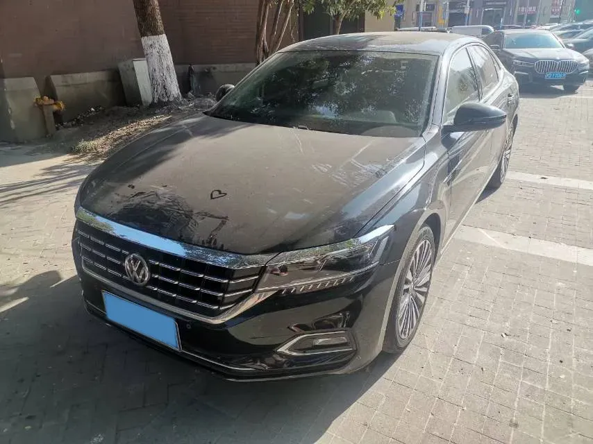 2020 Volkswagen Passat 2.0T 186HP L4 7DCT,autocango,china used car exporter,china ev exporter,chinese used car exporter,chinese used ev exporter