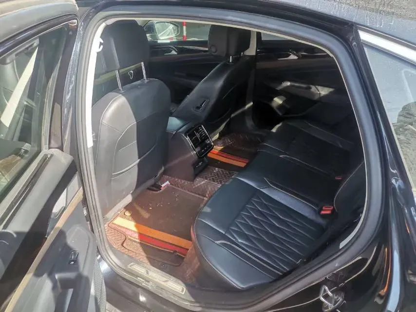 2020 Volkswagen Passat 2.0T 186HP L4 7DCT,autocango,china used car exporter,china ev exporter,chinese used car exporter,chinese used ev exporter