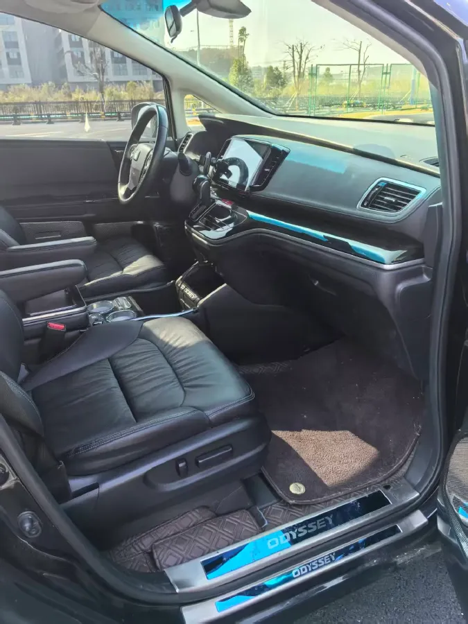 2021 Honda Odyssey 2.0L 146HP L4 E-CVT Hybrid,autocango,china used car exporter,china ev exporter,chinese used car exporter,chinese used ev exporter