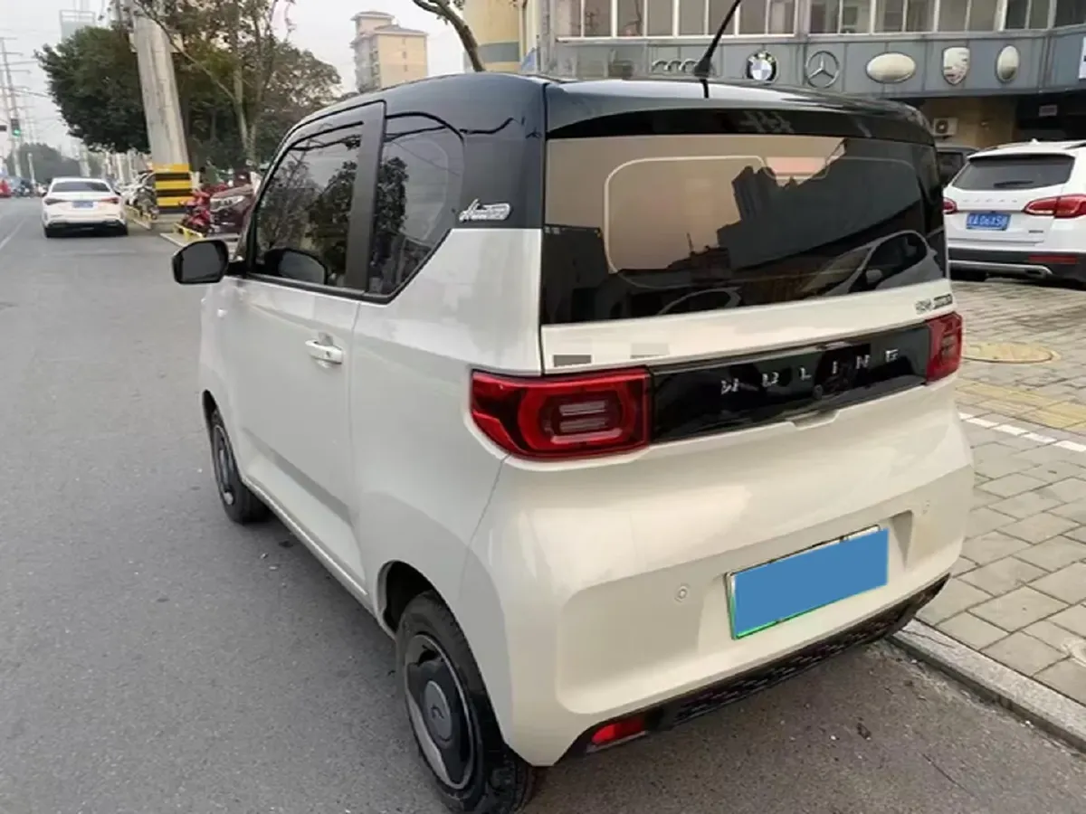 2022 WuLing HongGuang MINI EV BEV 13.8KWH,autocango,china used car exporter,china ev exporter,chinese used car exporter,chinese used ev exporter