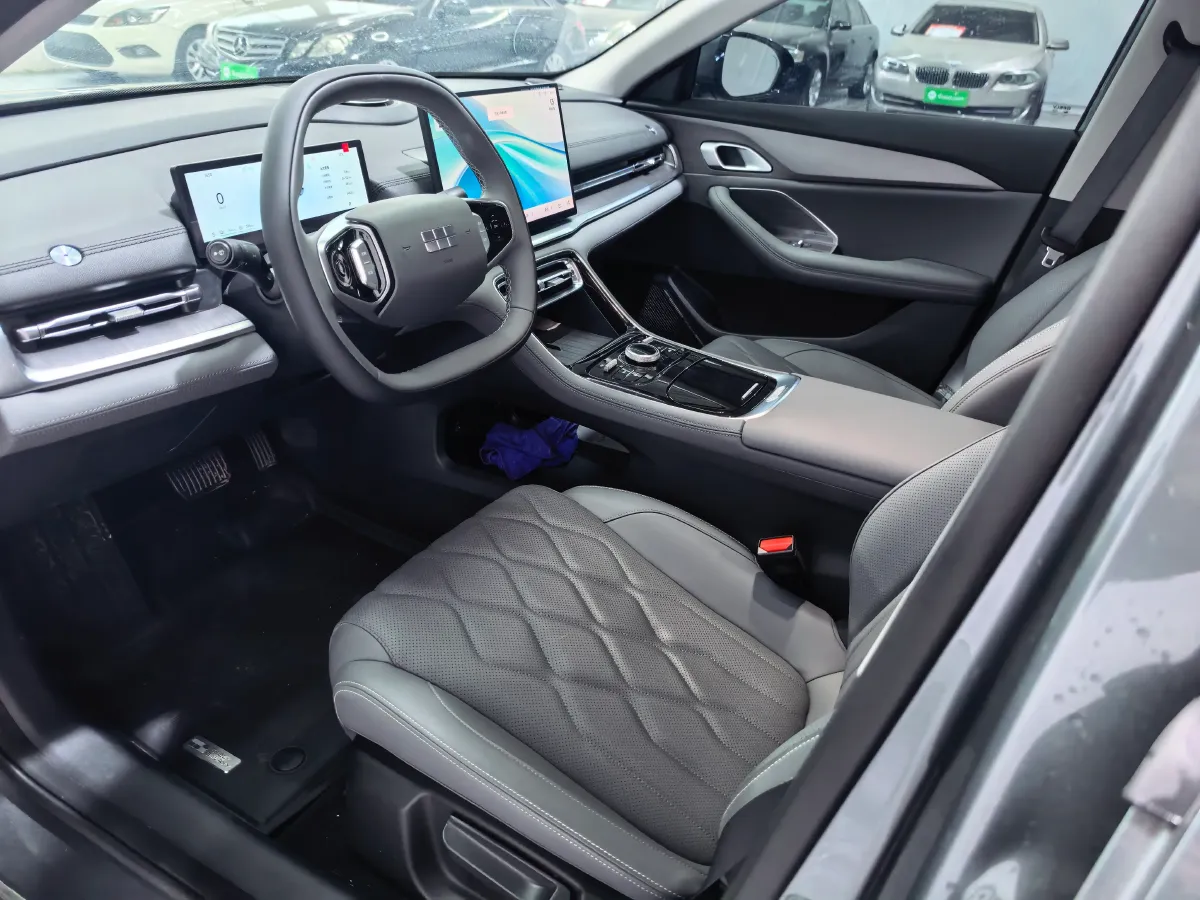 2025 Geely Galaxy A7 1.5L 112HP L4 1DHT PHEV,autocango,china used car exporter,china ev exporter,chinese used car exporter,chinese used ev exporter