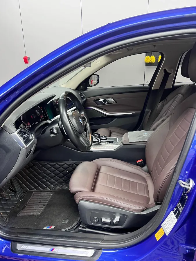 2021 BMW 3 Series 2.0T 184HP L4 8AT,autocango,china used car exporter,china ev exporter,chinese used car exporter,chinese used ev exporter