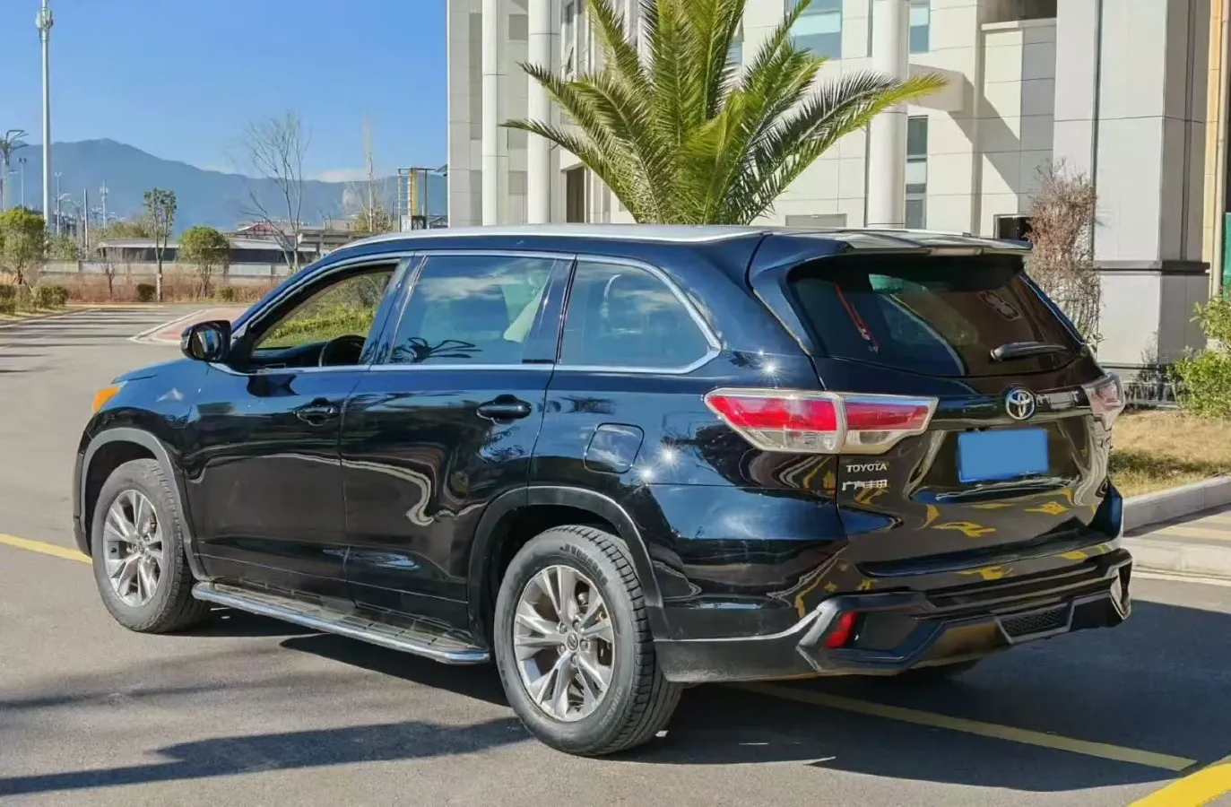 2018 Toyota Highlander 2.0T 220HP L4 6AT,autocango,china used car exporter,china ev exporter,chinese used car exporter,chinese used ev exporter