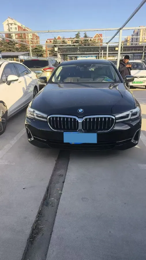 2023 BMW 5 Series 2.0T 245HP L4 8AT,autocango,china used car exporter,china ev exporter,chinese used car exporter,chinese used ev exporter