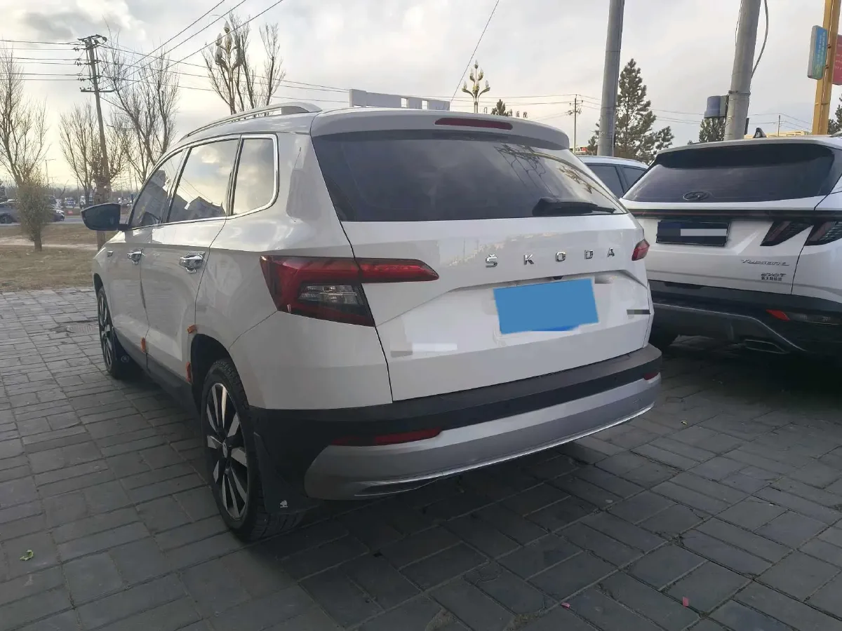2021 Skoda Karoq 1.4T 150HP L4 7DCT,autocango,china used car exporter,china ev exporter,chinese used car exporter,chinese used ev exporter