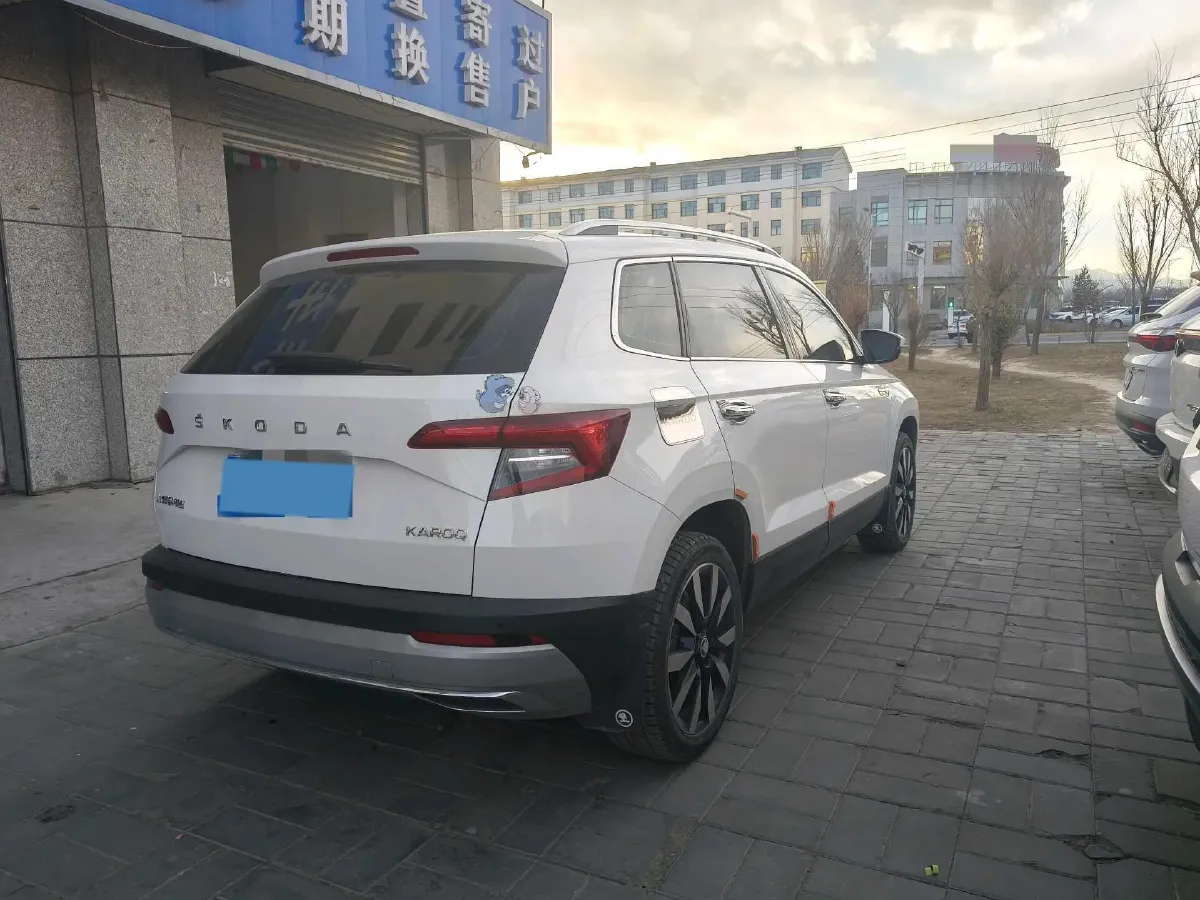 2021 Skoda Karoq 1.4T 150HP L4 7DCT,autocango,china used car exporter,china ev exporter,chinese used car exporter,chinese used ev exporter
