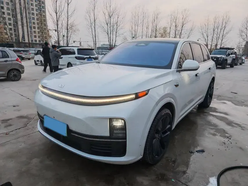 2023 Li L7 Range Extended 154HP REEV 40.9KWH