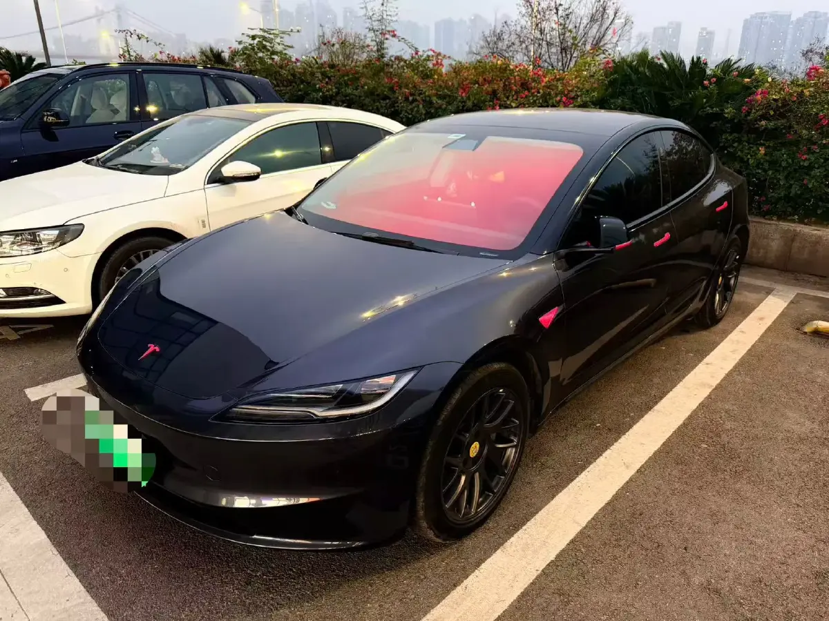 2023 HYPTEC GT BEV 80KWH