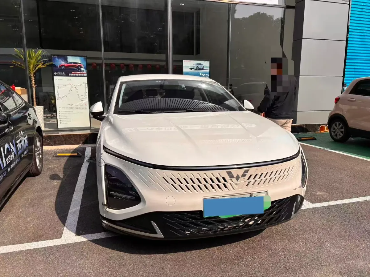 2023 WuLing XingGuang 1.5L 106HP L4 E-CVT PHEV 9.5KWH,autocango,china used car exporter,china ev exporter,chinese used car exporter,chinese used ev exporter