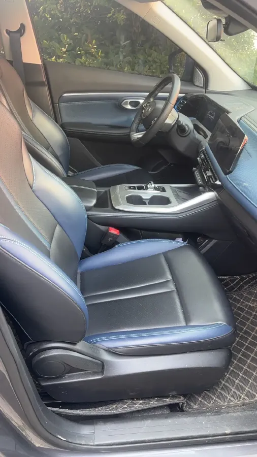 2023 GAC Trumpchi GS3 1.5T 177HP L4 7DCT,autocango,china used car exporter,china ev exporter,chinese used car exporter,chinese used ev exporter