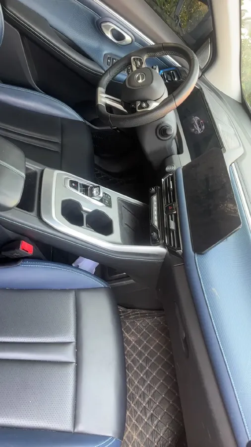 2023 GAC Trumpchi GS3 1.5T 177HP L4 7DCT,autocango,china used car exporter,china ev exporter,chinese used car exporter,chinese used ev exporter