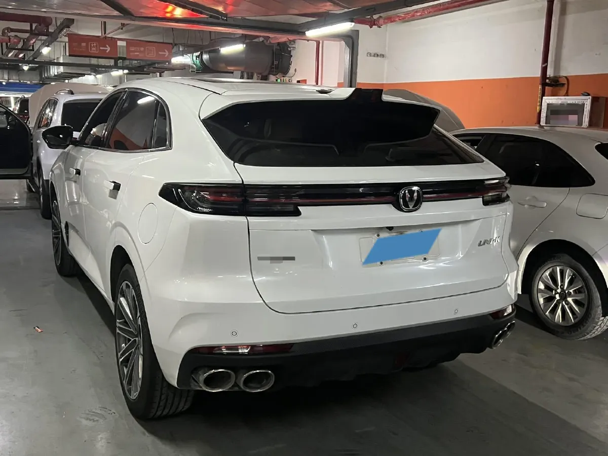 2023 ChangAn UNI-K 2.0T 233HP L4 8AT,autocango,china used car exporter,china ev exporter,chinese used car exporter,chinese used ev exporter