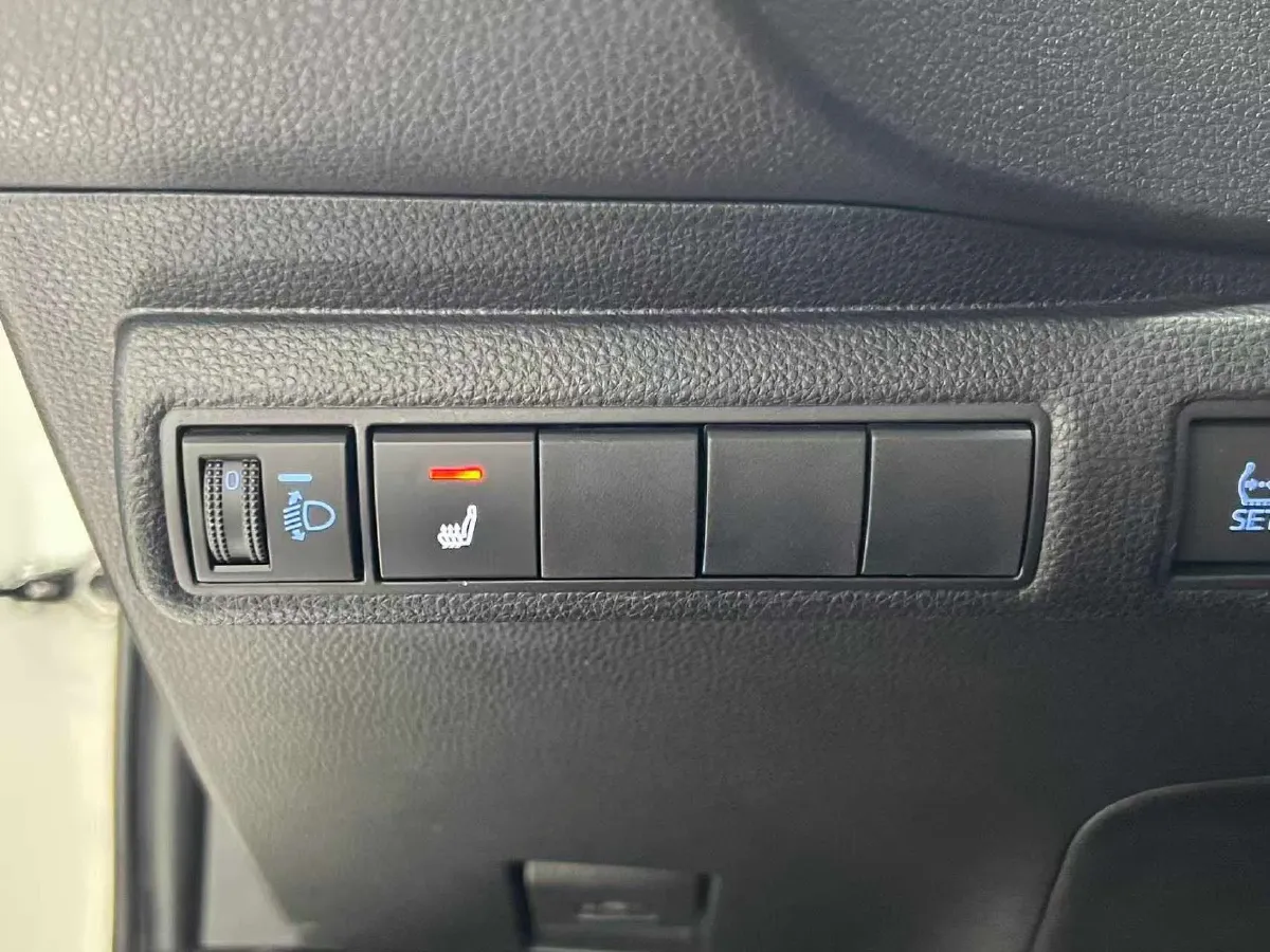 2021 Toyota Levin 1.5L 121HP L3 CVT,autocango,china used car exporter,china ev exporter,chinese used car exporter,chinese used ev exporter