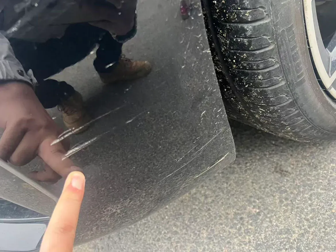 2022 BMW 5 Series 2.0T 252HP L4 8AT,autocango,china used car exporter,china ev exporter,chinese used car exporter,chinese used ev exporter