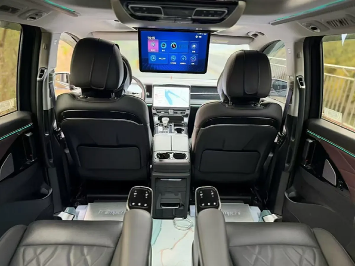 2024 GAC Trumpchi M8 2.0T 252HP L4 8AT,autocango,china used car exporter,china ev exporter,chinese used car exporter,chinese used ev exporter