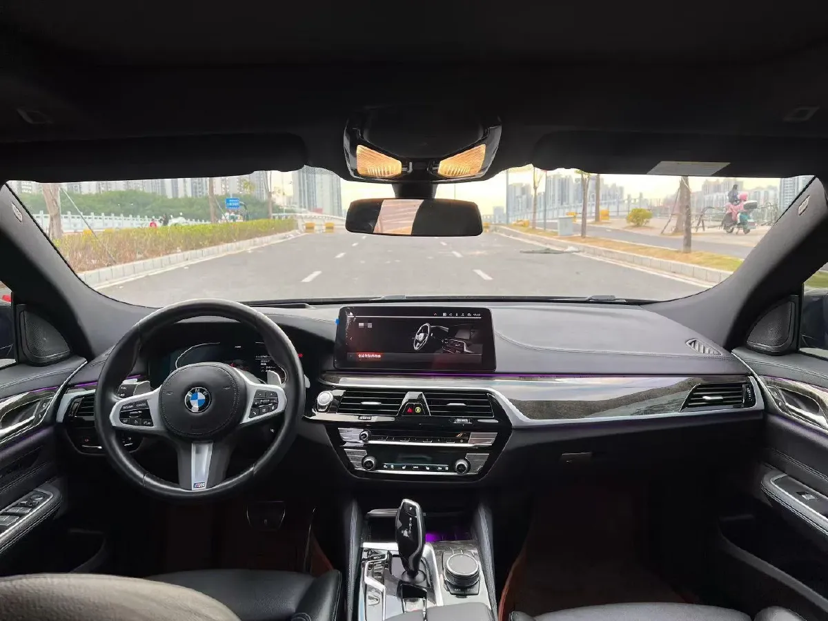 2022 BMW 6 Series GT 2.0T 245HP L4 8AT,autocango,china used car exporter,china ev exporter,chinese used car exporter,chinese used ev exporter