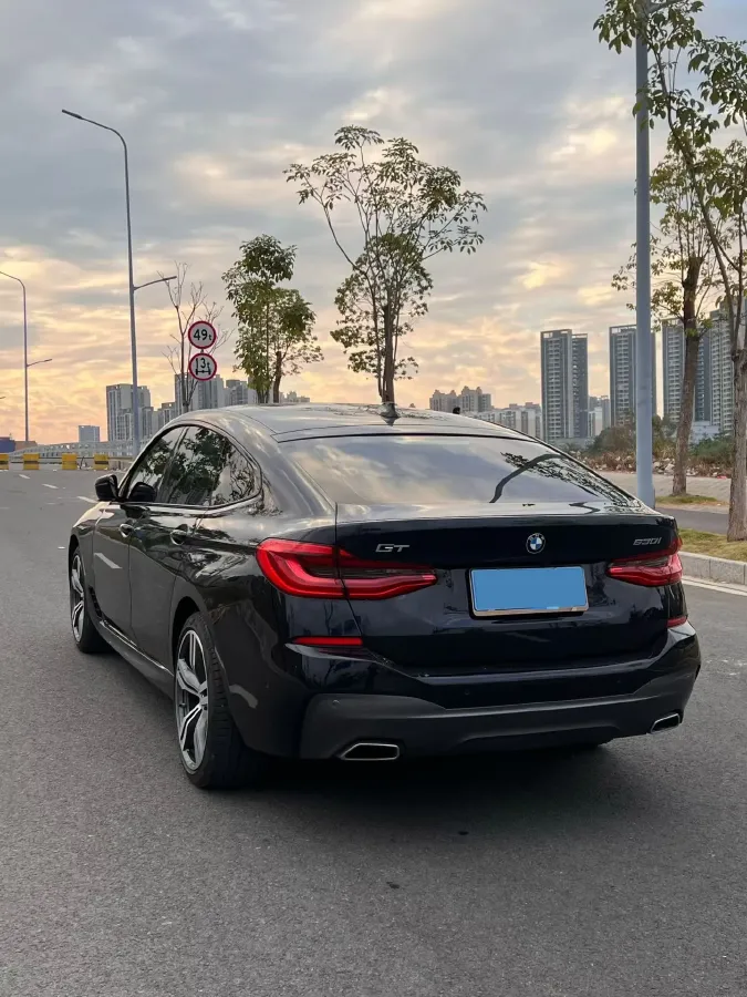 2022 BMW 6 Series GT 2.0T 245HP L4 8AT,autocango,china used car exporter,china ev exporter,chinese used car exporter,chinese used ev exporter