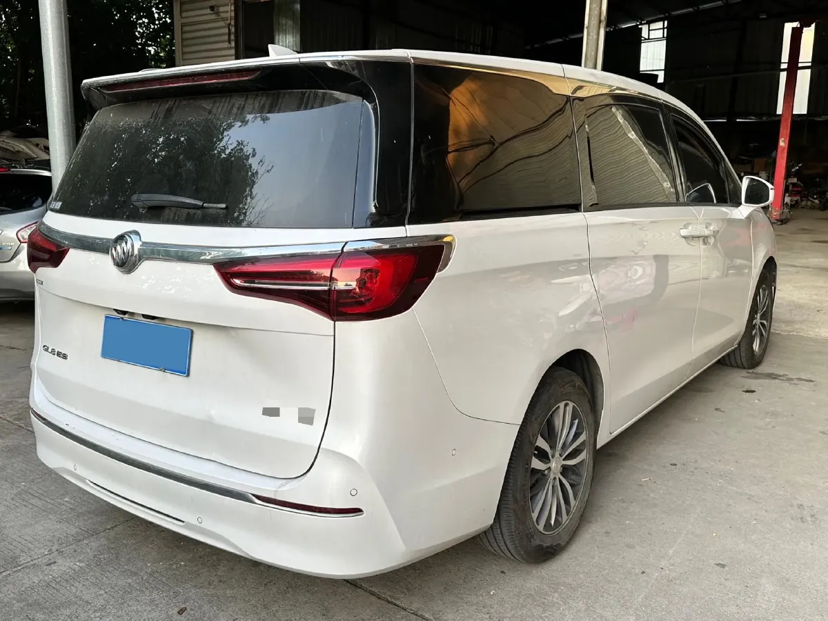 2021 Buick GL8 2.0T 237HP L4 9AT,autocango,china used car exporter,china ev exporter,chinese used car exporter,chinese used ev exporter