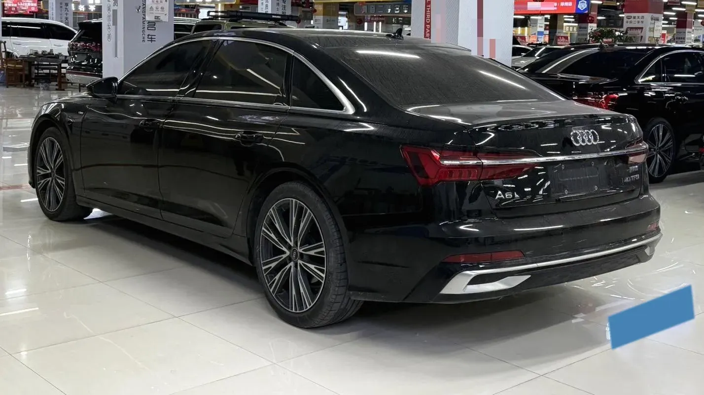 2023 Audi A6L 2.0T 190HP L4 7DCT,autocango,china used car exporter,china ev exporter,chinese used car exporter,chinese used ev exporter