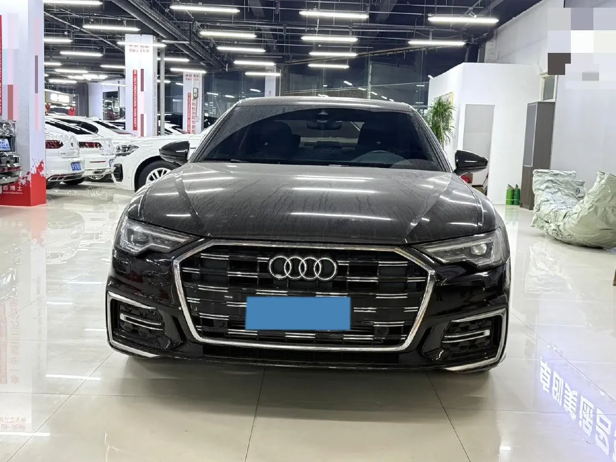 2023 Audi A6L 2.0T 190HP L4 7DCT,autocango,china used car exporter,china ev exporter,chinese used car exporter,chinese used ev exporter