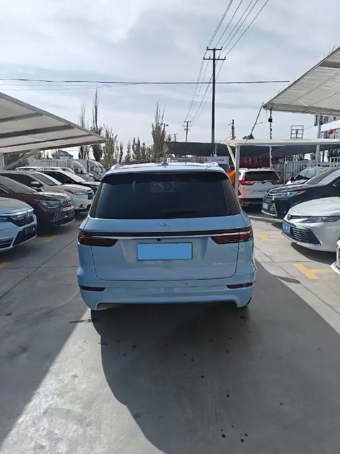 2020 Li ONE Range Extended 131HP REEV 40.5KWH,autocango,china used car exporter,china ev exporter,chinese used car exporter,chinese used ev exporter