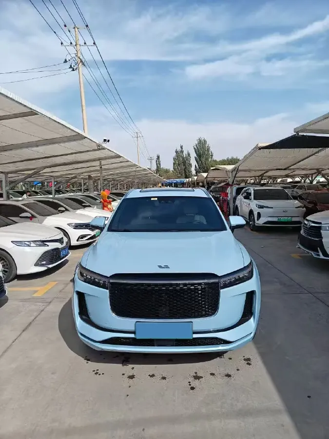 2020 Li ONE Range Extended 131HP REEV 40.5KWH,autocango,china used car exporter,china ev exporter,chinese used car exporter,chinese used ev exporter